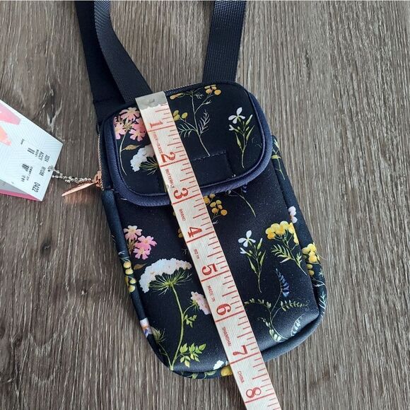 NEW Your Everybag Floral Phone Crossbody Bag - Picture 6 of 7